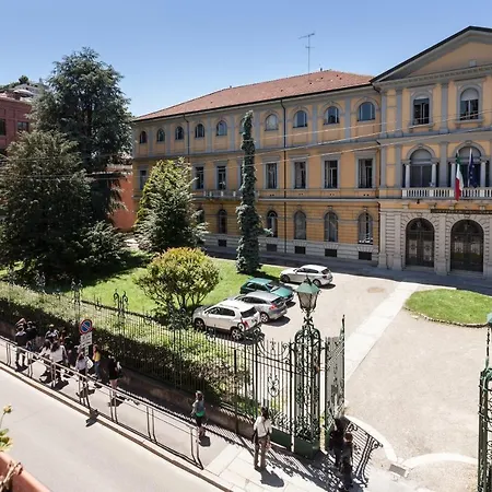 Ludovico Il Moro Apartment Milan